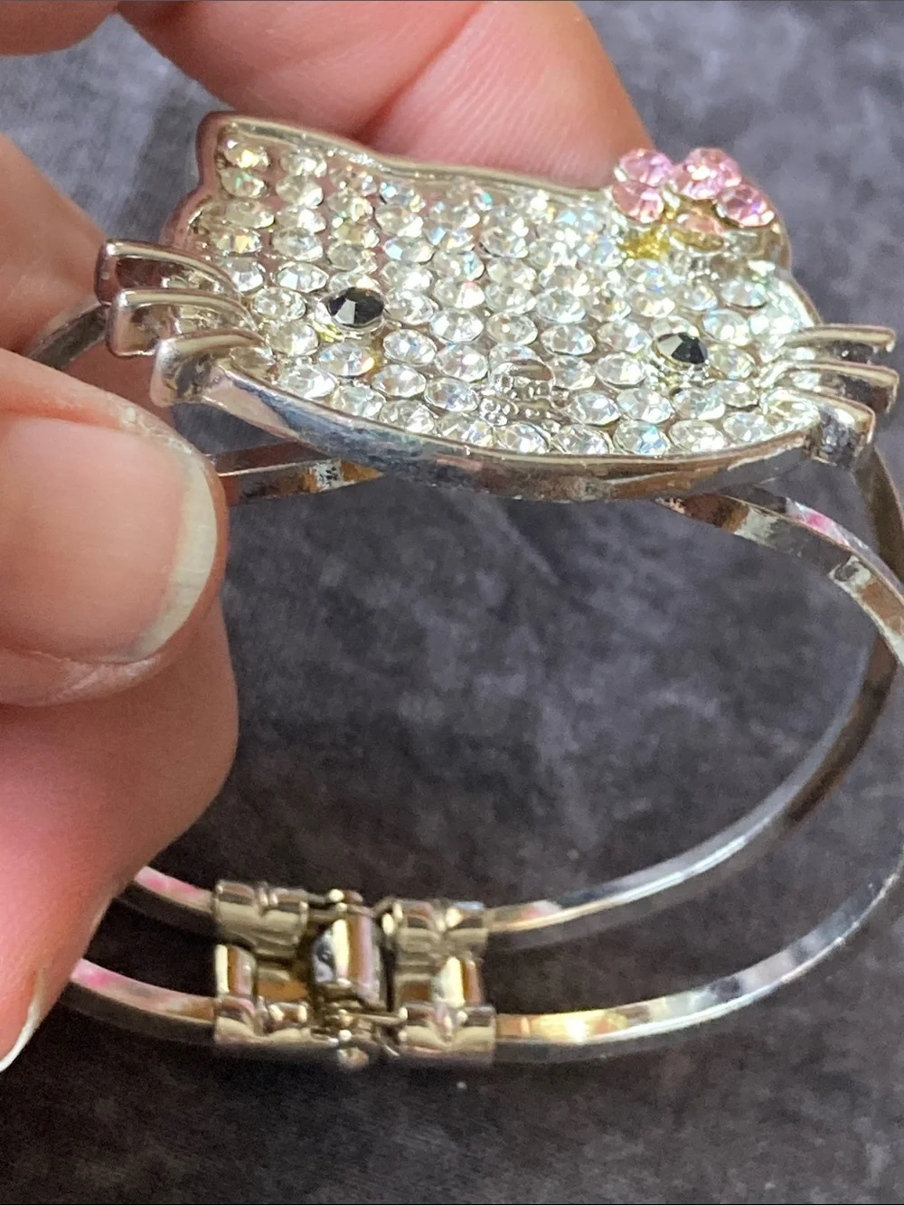 N/A sparkling silver